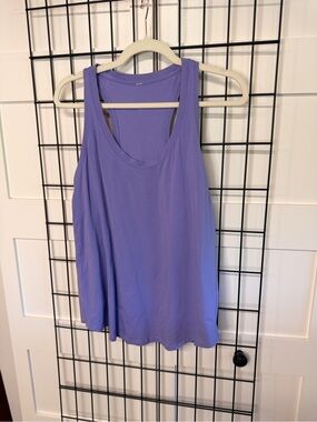 Lululemon “love tank” in violet
